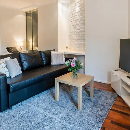 Apartment Kotimaailma - Koydenpunojankatu 4